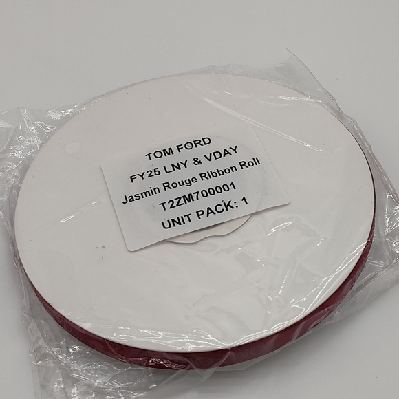 TOM FORD Jasmin Rouge Ribbon Four Yards 7/8” Grosgrain FY25 LNY Valentine’s RARE - Picture 3 of 4